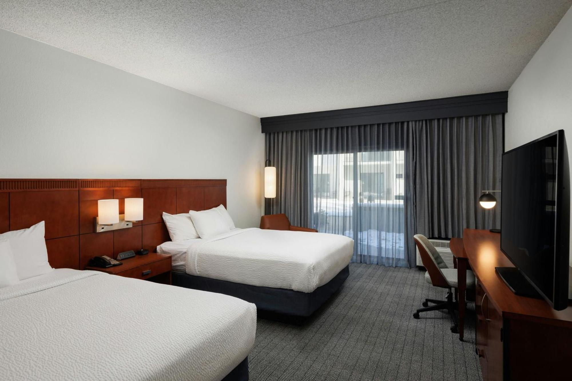 Courtyard By Marriott Denver Central Park Exteriér fotografie