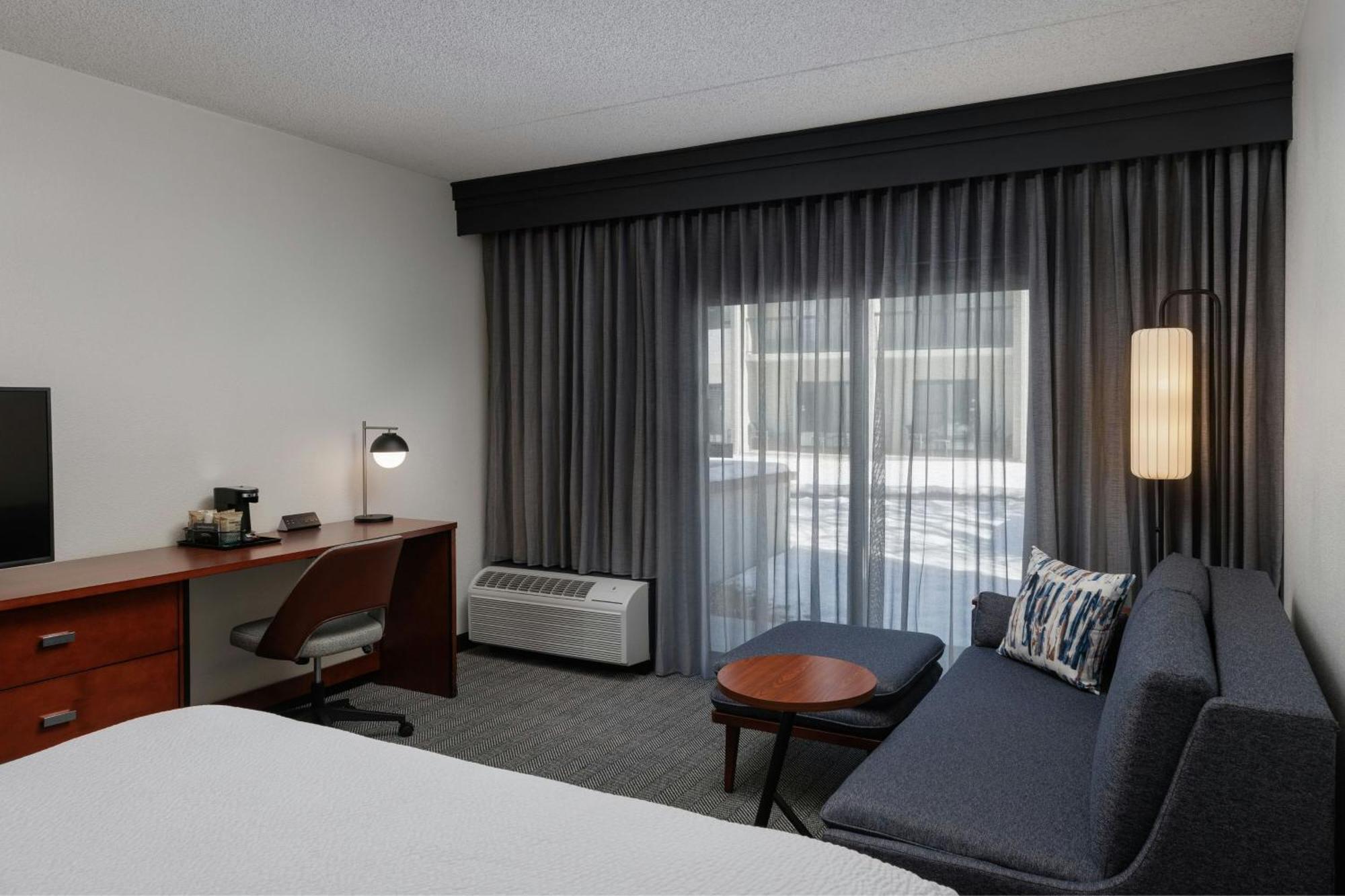 Courtyard By Marriott Denver Central Park Exteriér fotografie