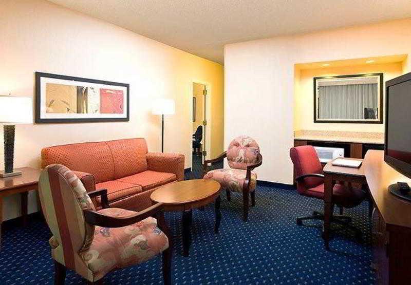 Courtyard By Marriott Denver Central Park Pokoj fotografie