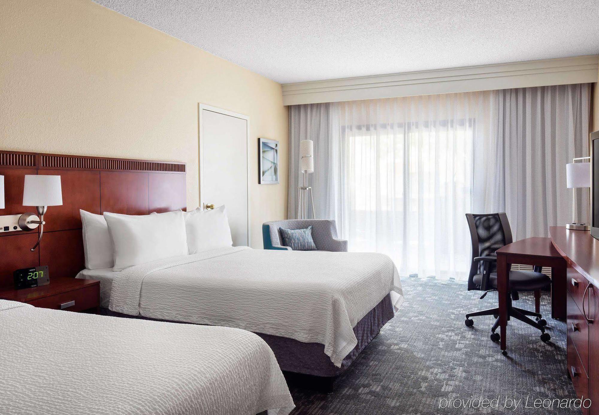 Courtyard By Marriott Denver Central Park Exteriér fotografie